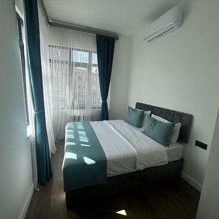 Luxe Apartment In Center Jerevan Exteriör bild