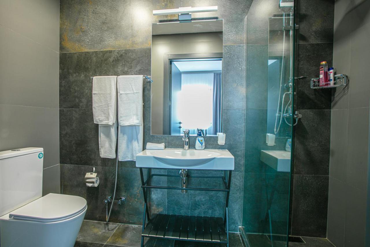 Luxe Apartment In Center Jerevan Exteriör bild
