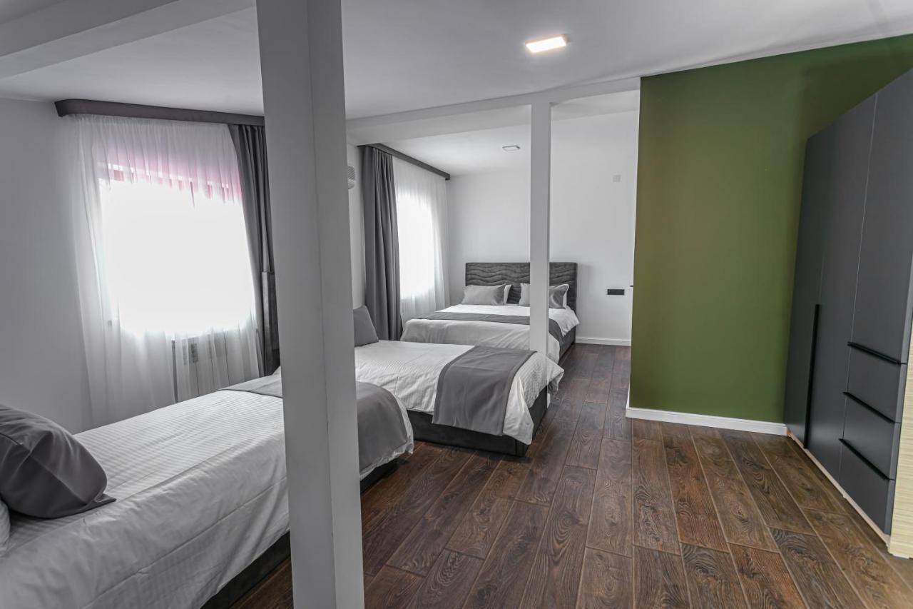 Luxe Apartment In Center Jerevan Exteriör bild