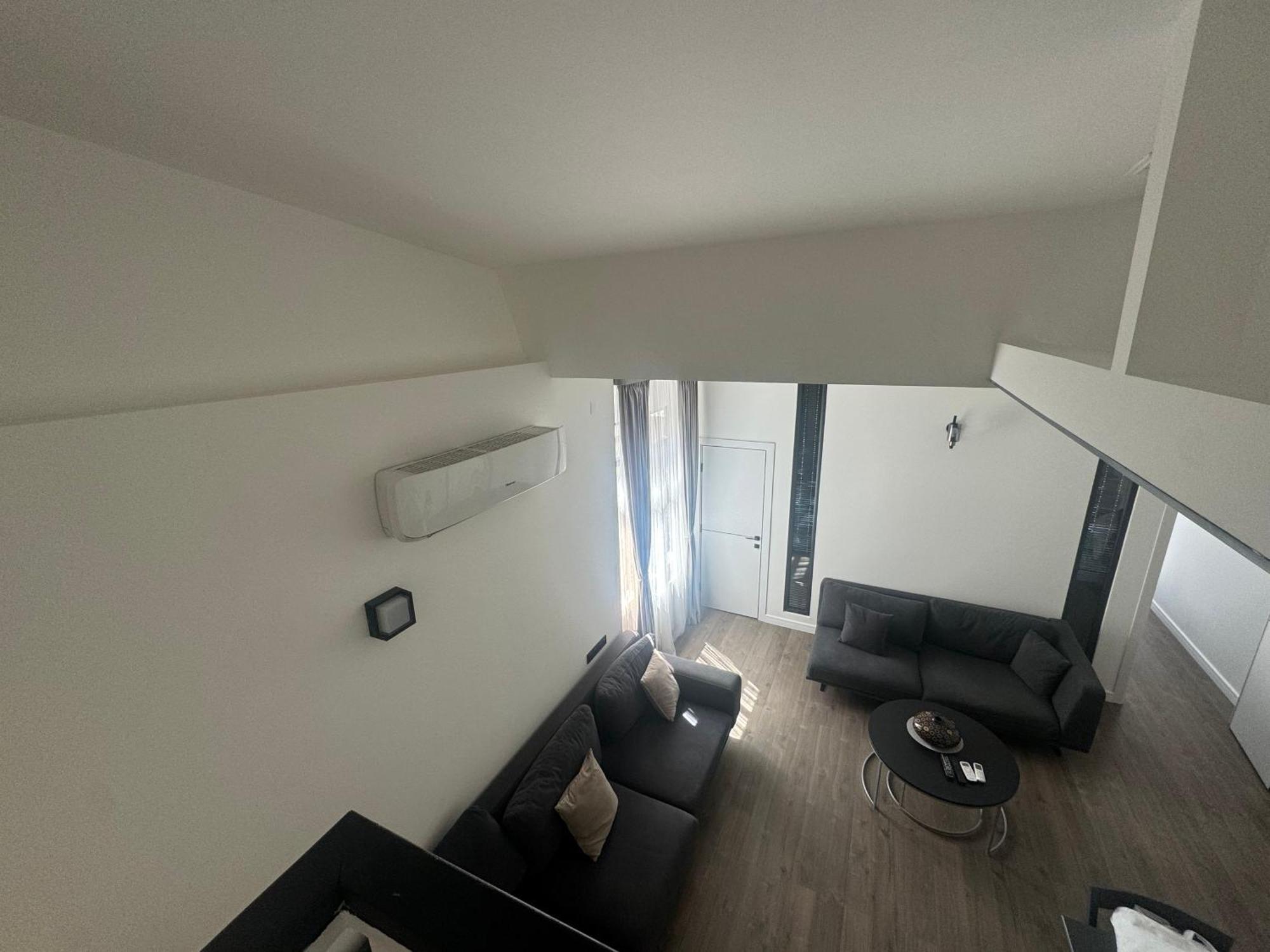 Luxe Apartment In Center Jerevan Exteriör bild